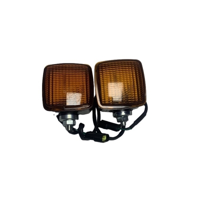 Z8610-12000 ইউনিভার্সাল হেডল্যাম্প 12-24V ফোর্কলিফ্ট মডেল CPC D 10-100 এর জন্য টার্নিং লাইট
